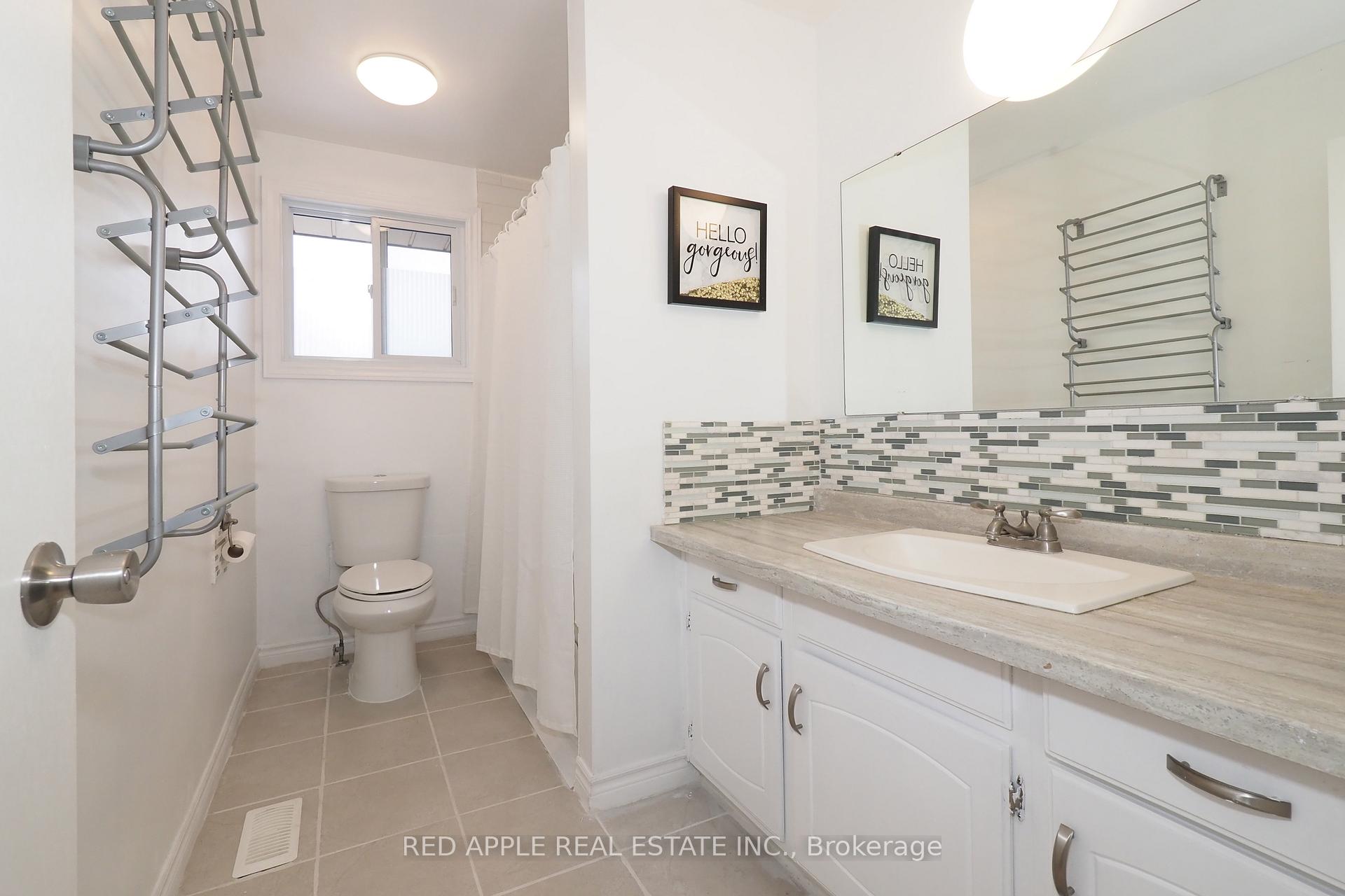 Photo 23 of 113 Deerberry Place, Waterloo — HOMEH