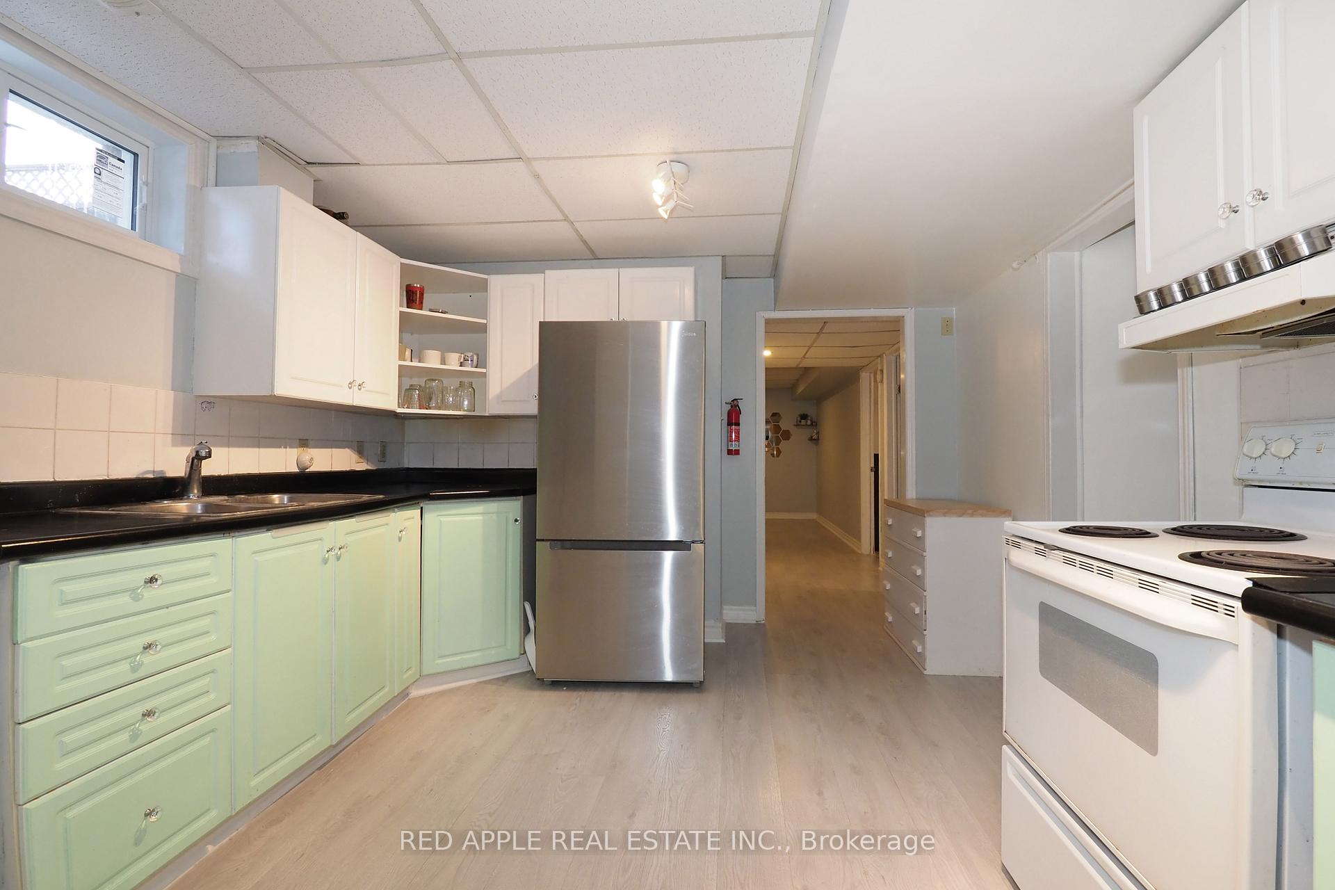 Photo 32 of 113 Deerberry Place, Waterloo — HOMEH