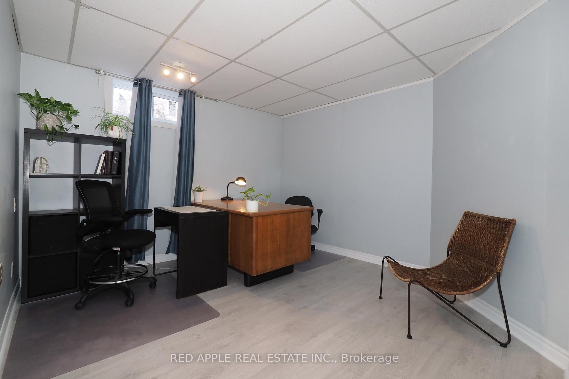 Photo 35 of 113 Deerberry Place, Waterloo — HOMEH