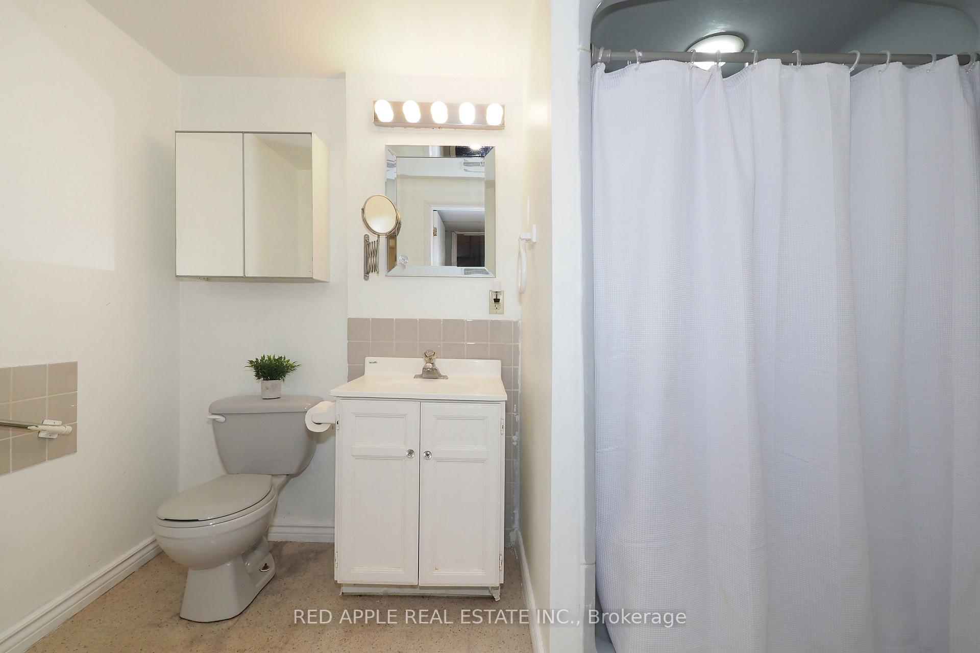 Photo 36 of 113 Deerberry Place, Waterloo — HOMEH