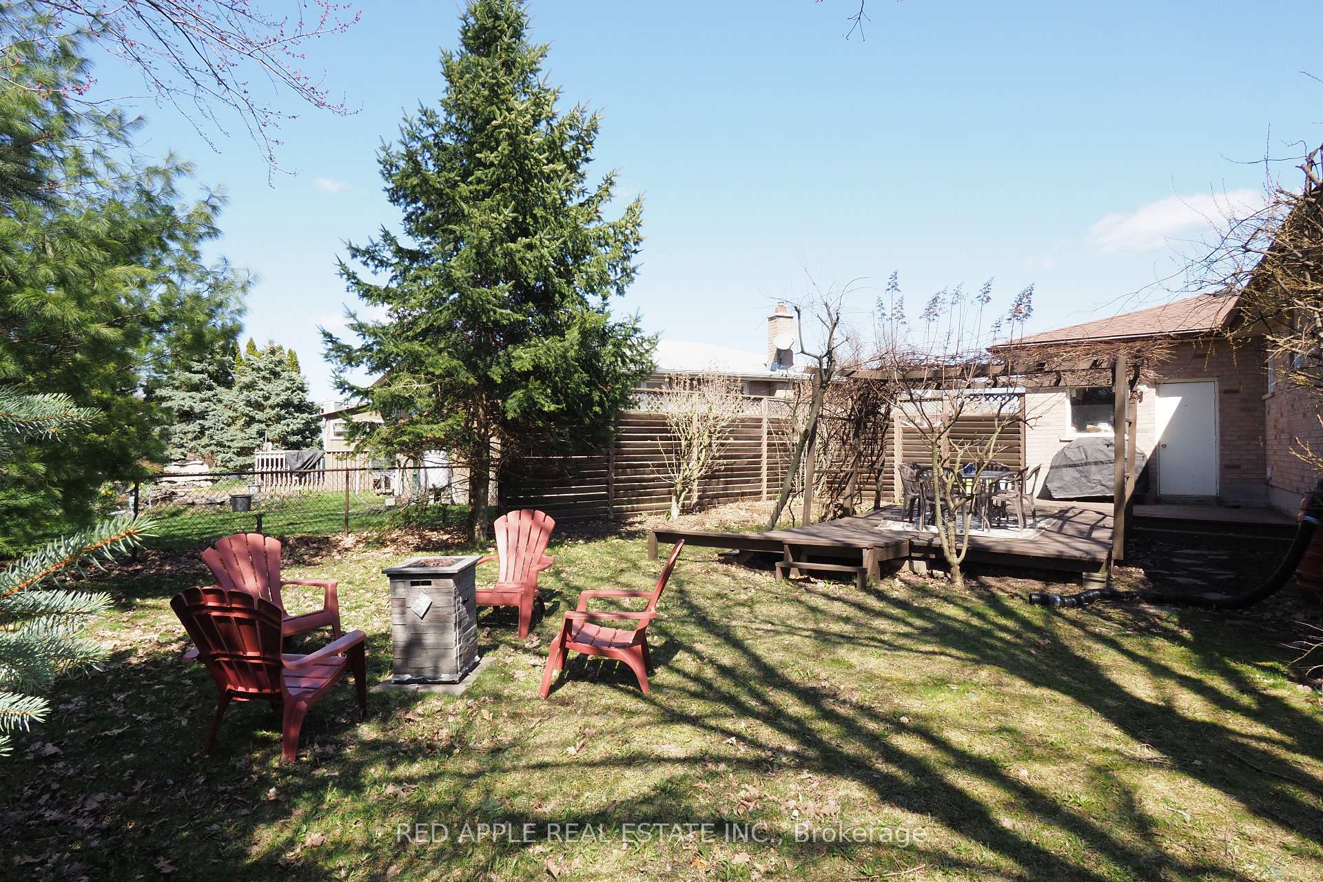 Photo 40 of 113 Deerberry Place, Waterloo — HOMEH