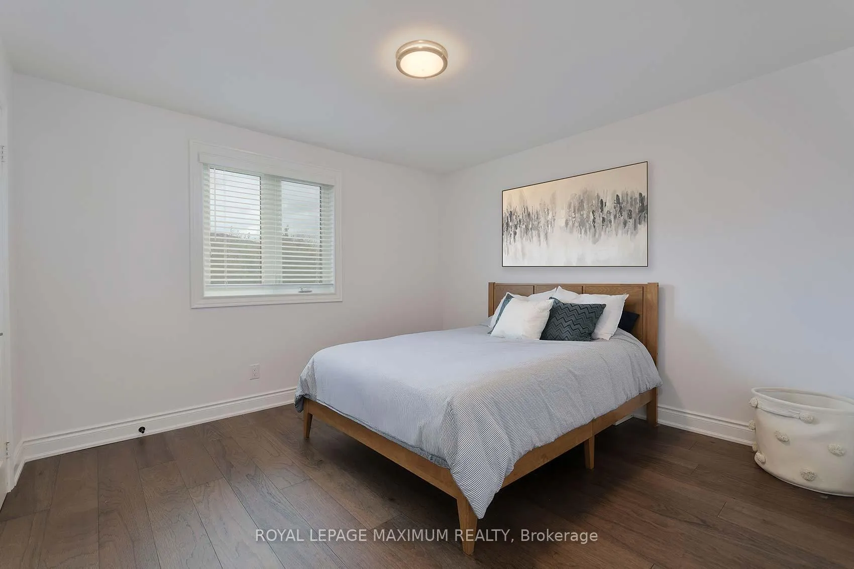 Photo 40 of 27 Looking Glass Crescent, Vaughan, East Woodbridge — HOMEH
