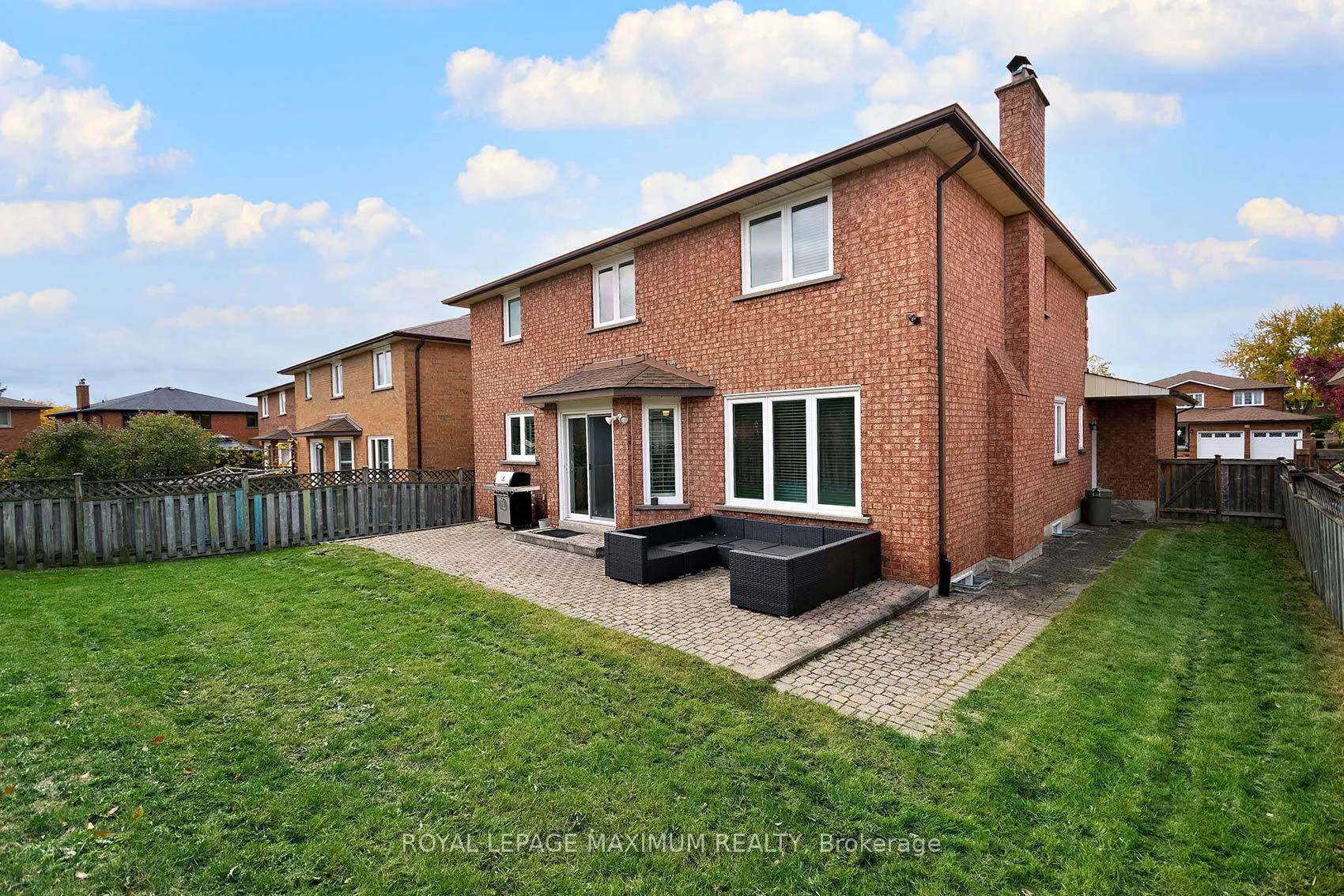 Photo 48 of 27 Looking Glass Crescent, Vaughan, East Woodbridge — HOMEH