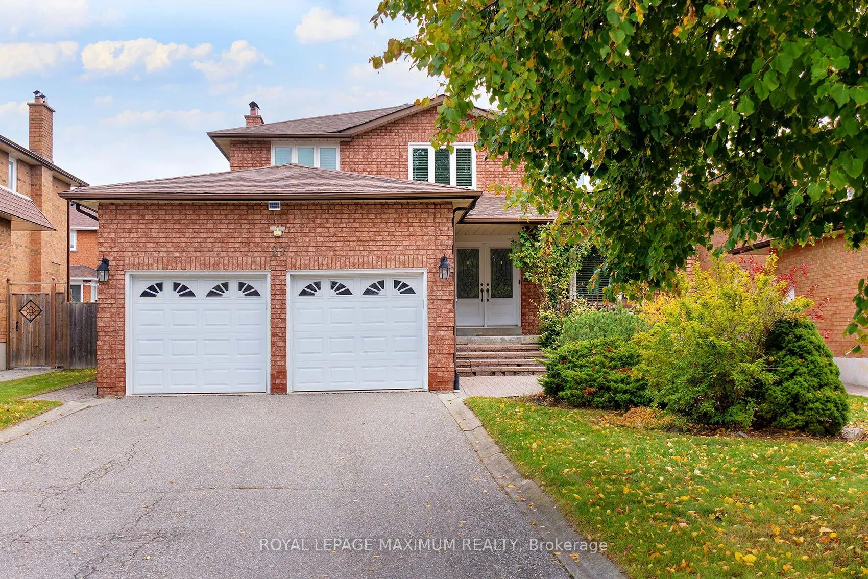 Photo 49 of 27 Looking Glass Crescent, Vaughan, East Woodbridge — HOMEH