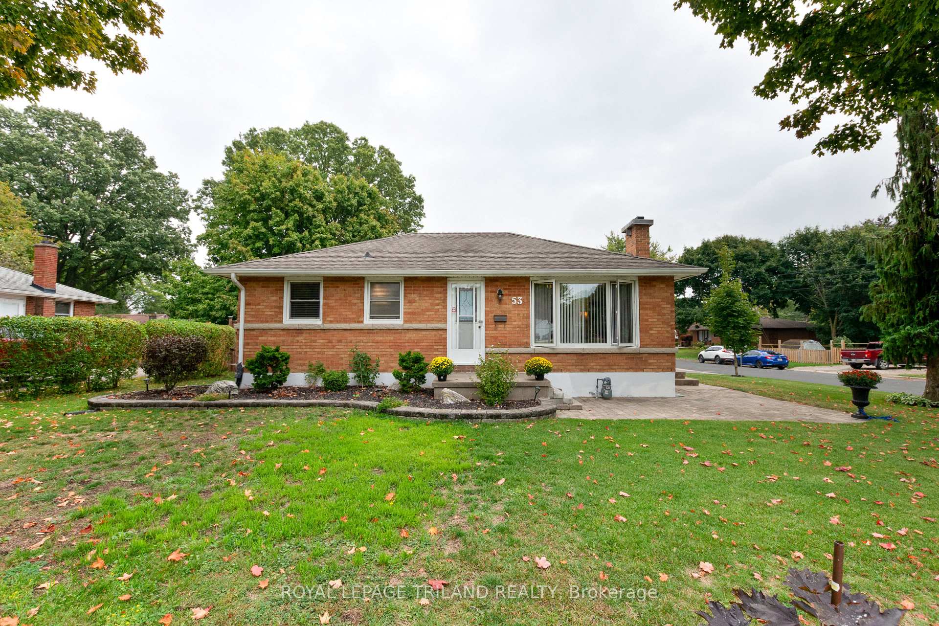 Photo 2 of 53 Treelawn Avenue, Aylmer — HOMEH