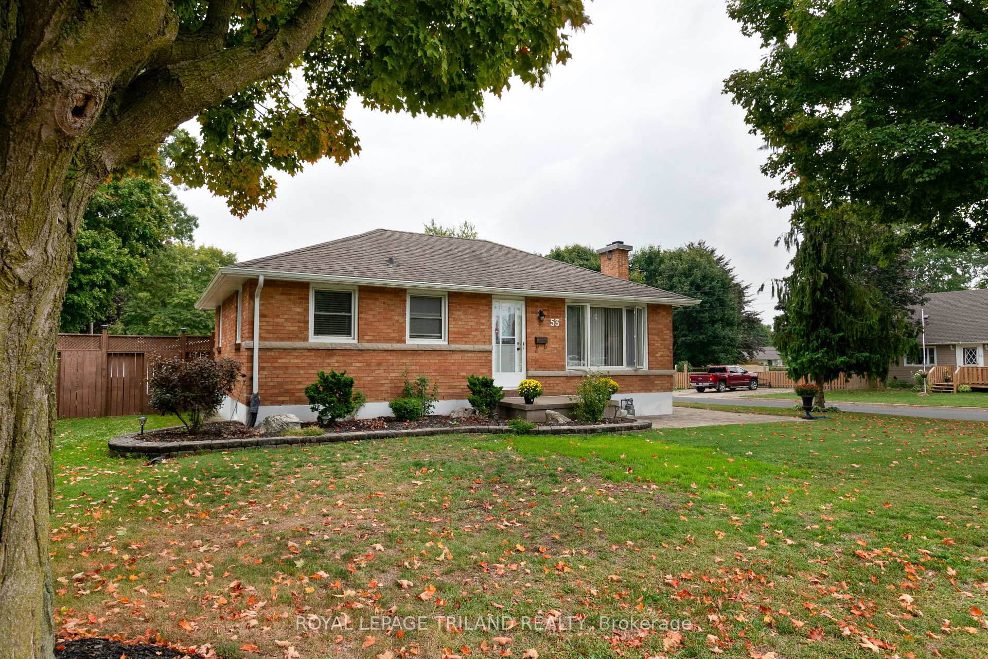 Photo 4 of 53 Treelawn Avenue, Aylmer — HOMEH