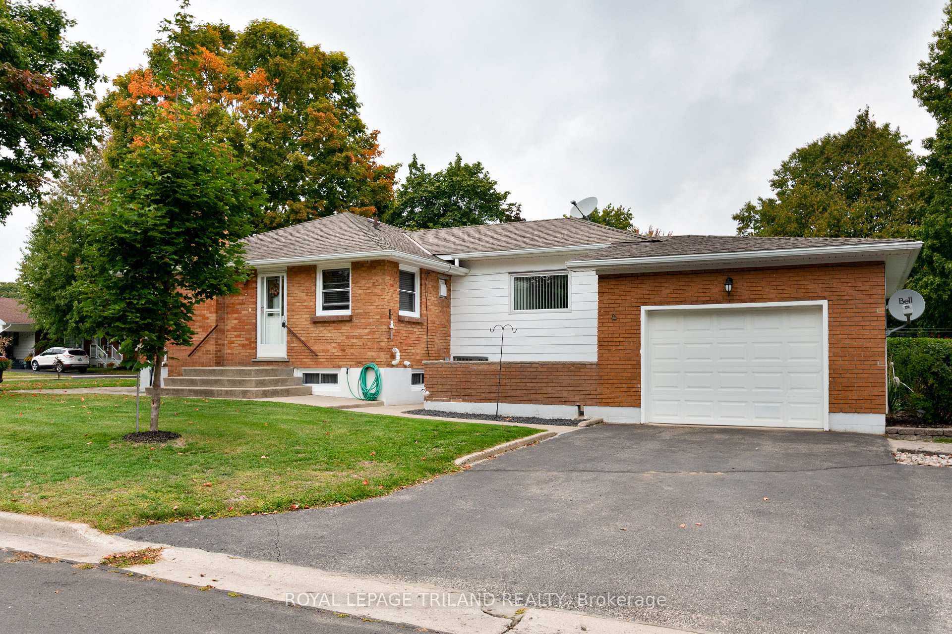 Photo 5 of 53 Treelawn Avenue, Aylmer — HOMEH