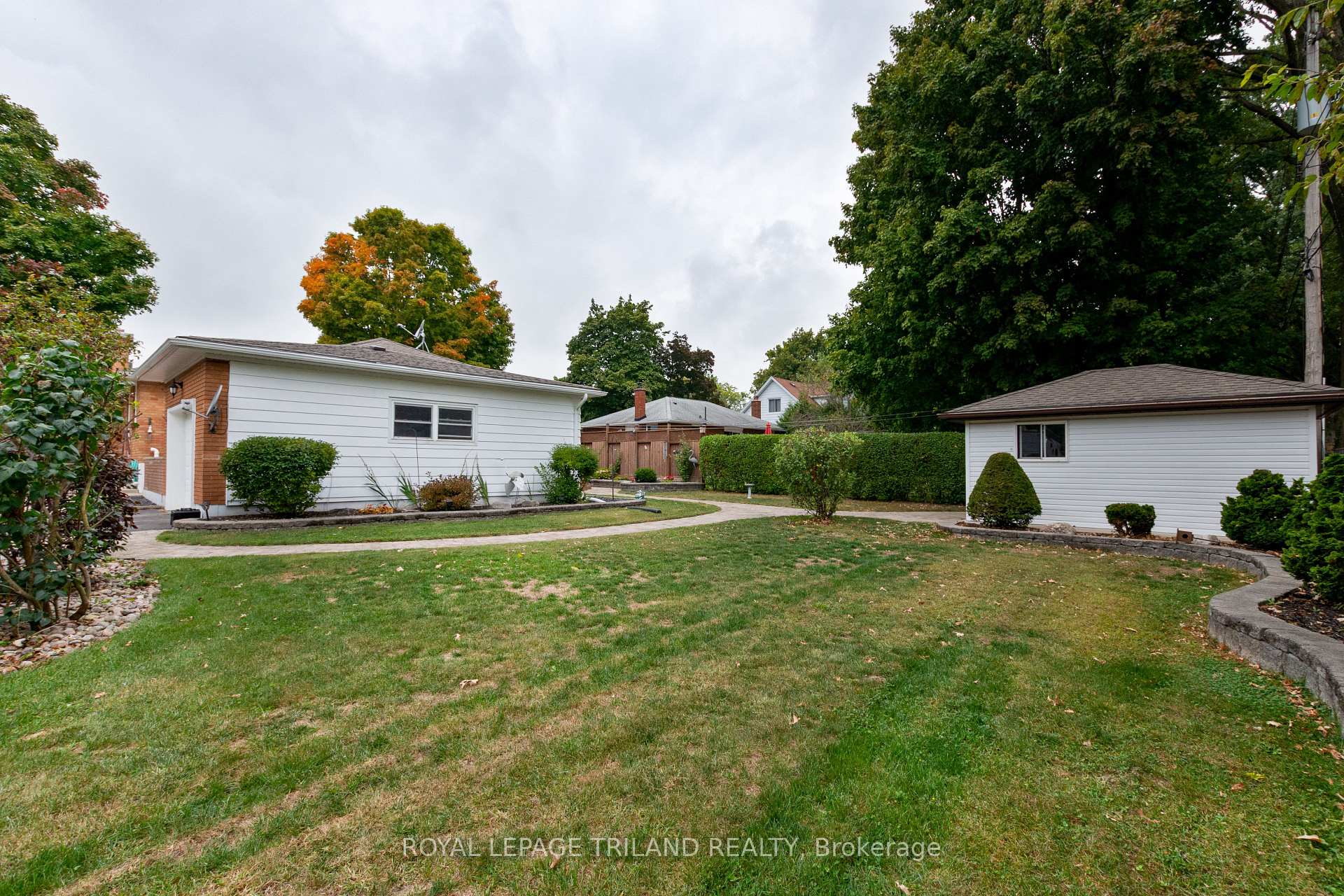 Photo 39 of 53 Treelawn Avenue, Aylmer — HOMEH