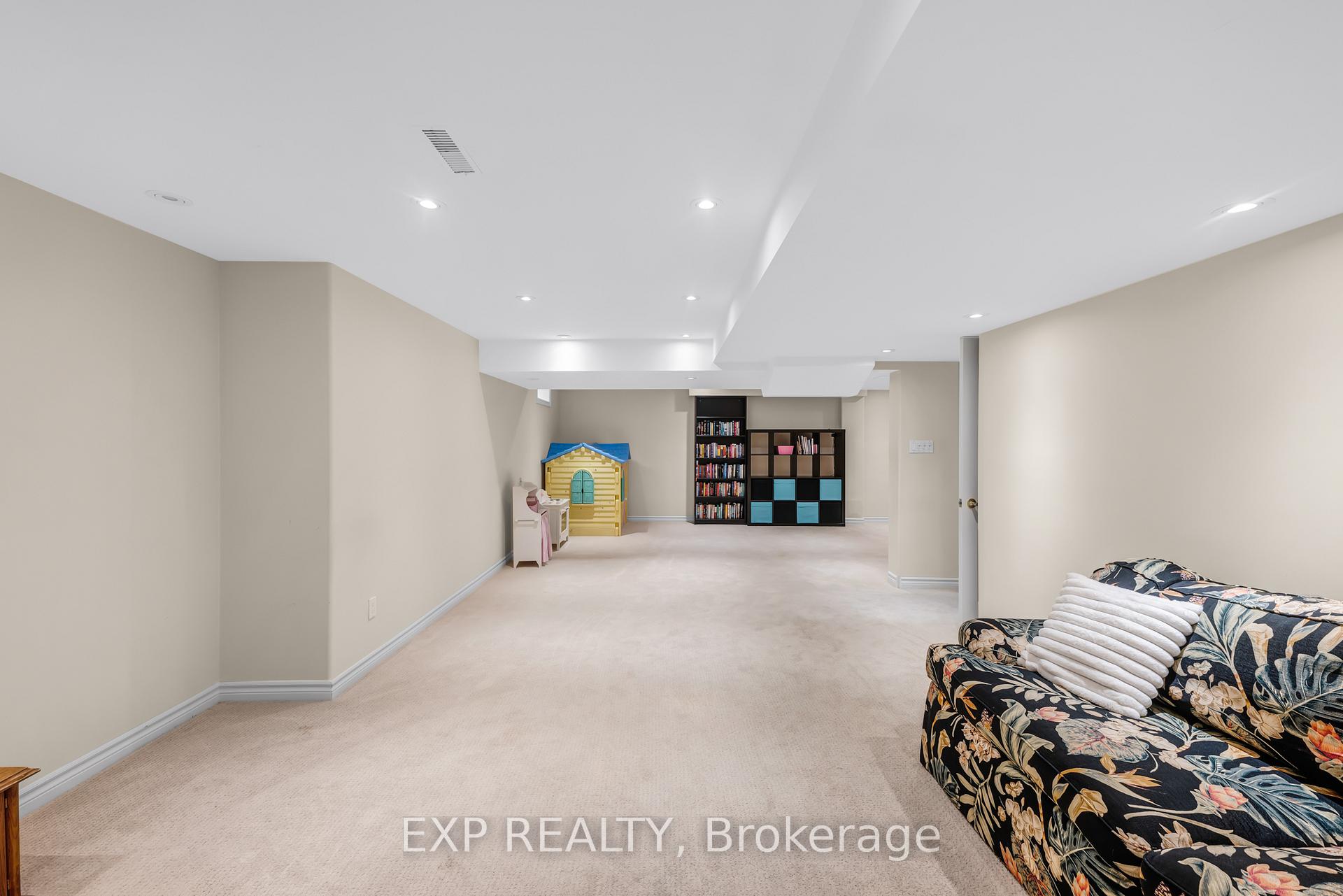 Photo 42 of 444 Highcliffe Drive, Vaughan, Uplands — HOMEH