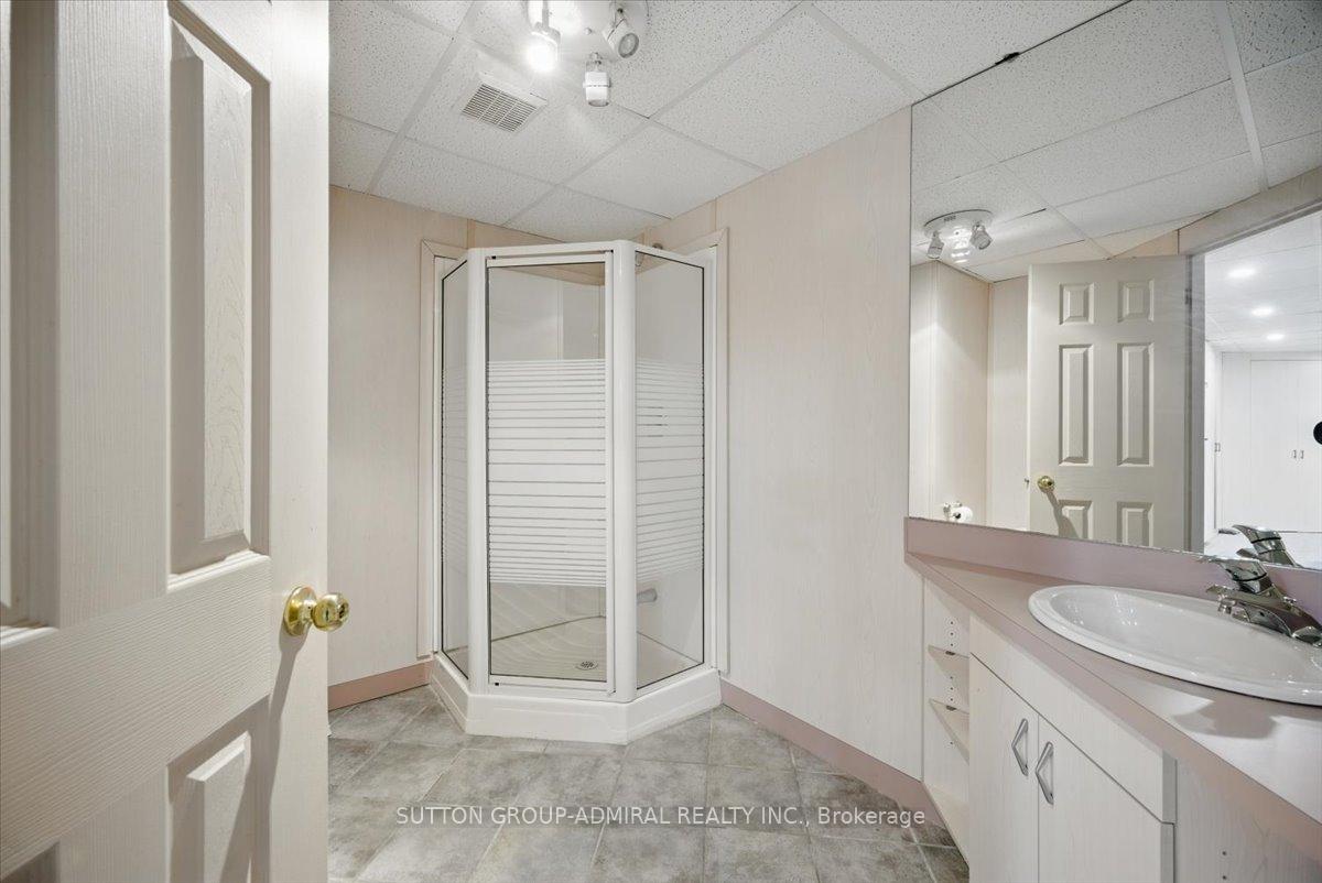 Photo 32 of 201 Tansley Road, Vaughan, Brownridge — HOMEH