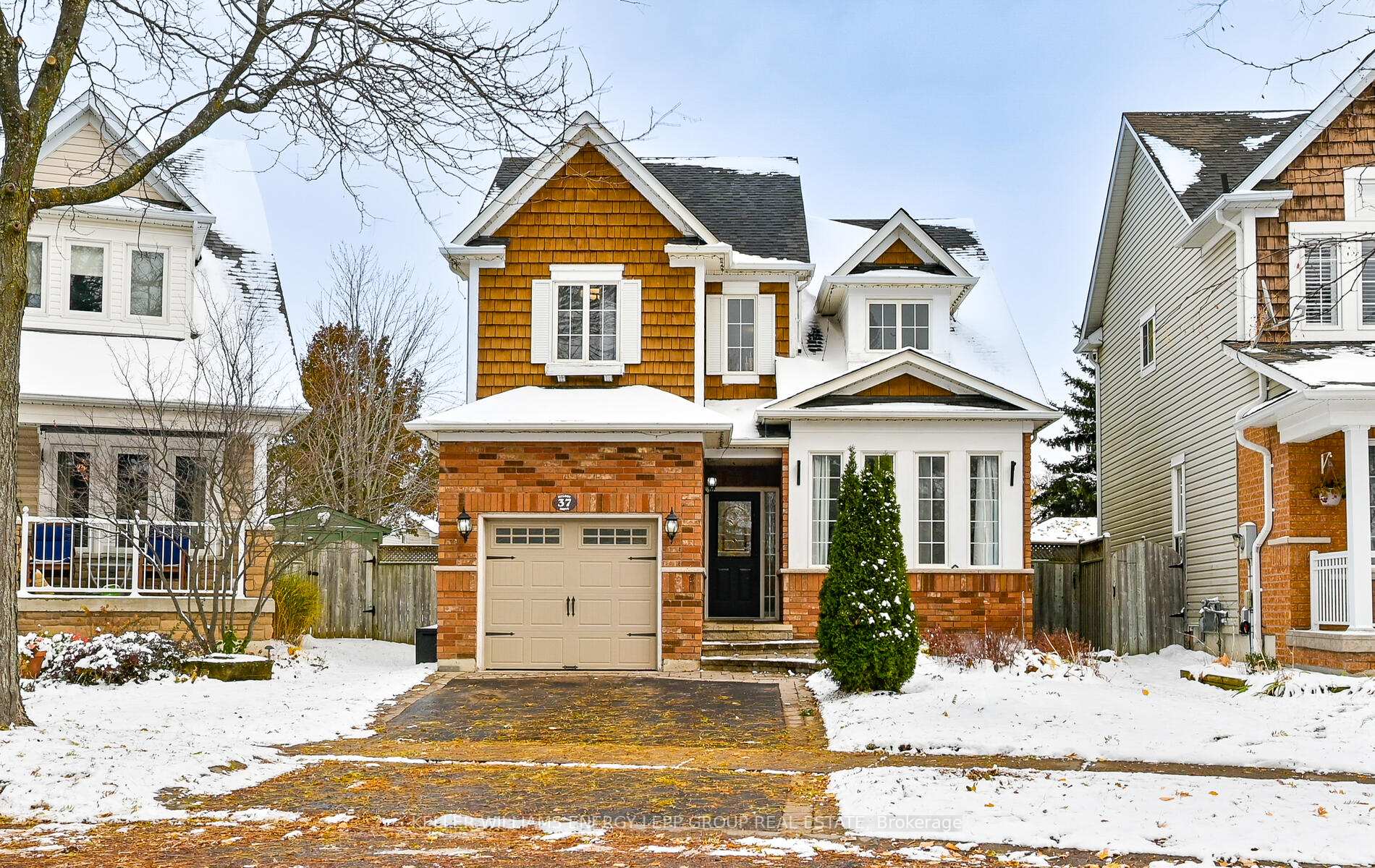 Photo 2 of 37 Melody Drive, Whitby, Brooklin — HOMEH
