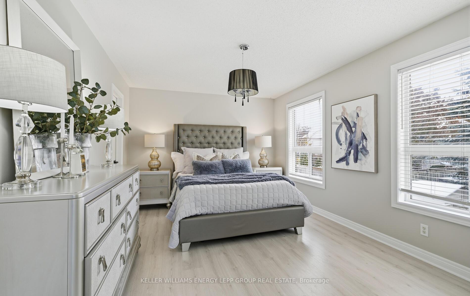 Photo 22 of 37 Melody Drive, Whitby, Brooklin — HOMEH