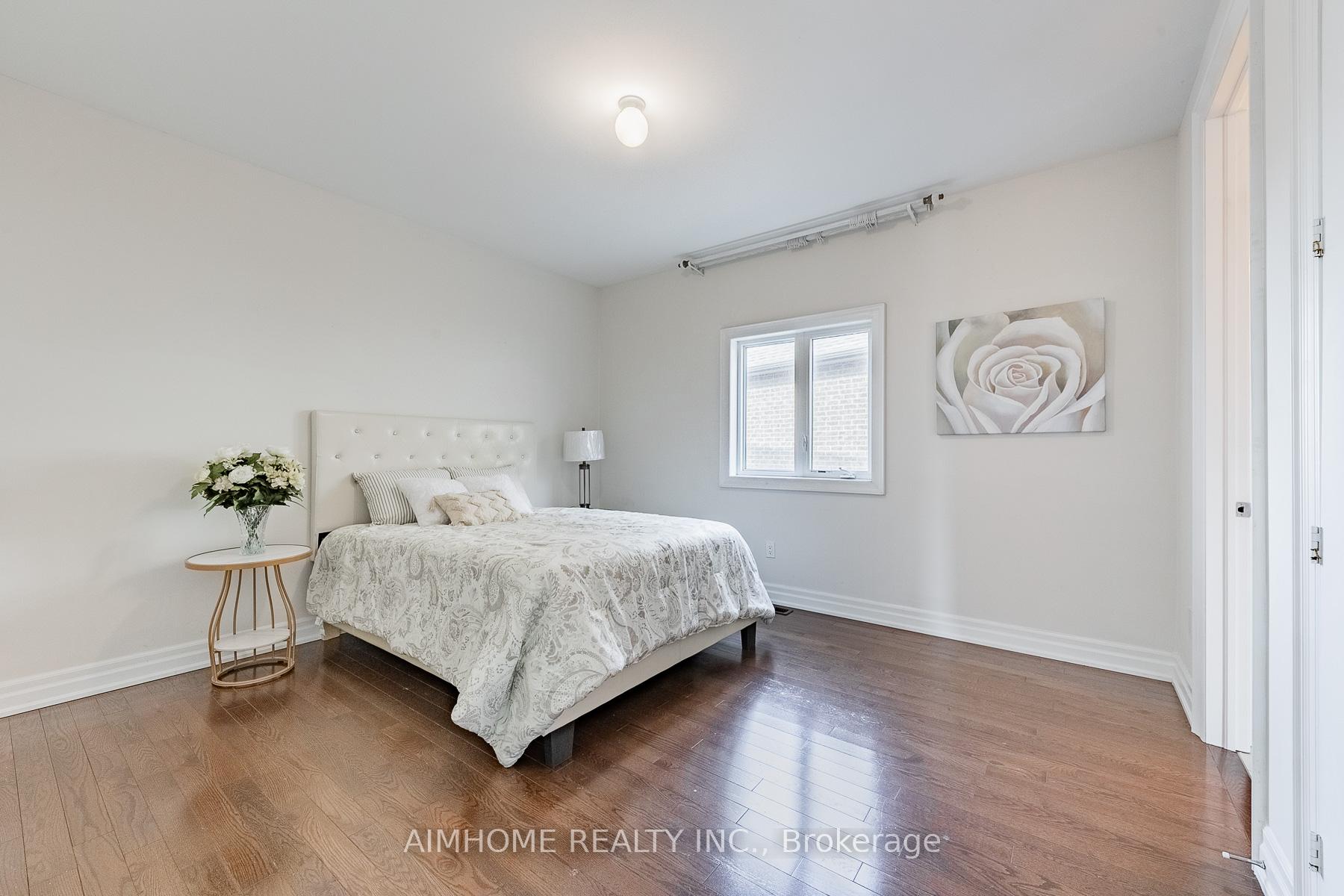 Photo 20 of 48 Hamster Crescent, Aurora, Bayview Northeast — HOMEH