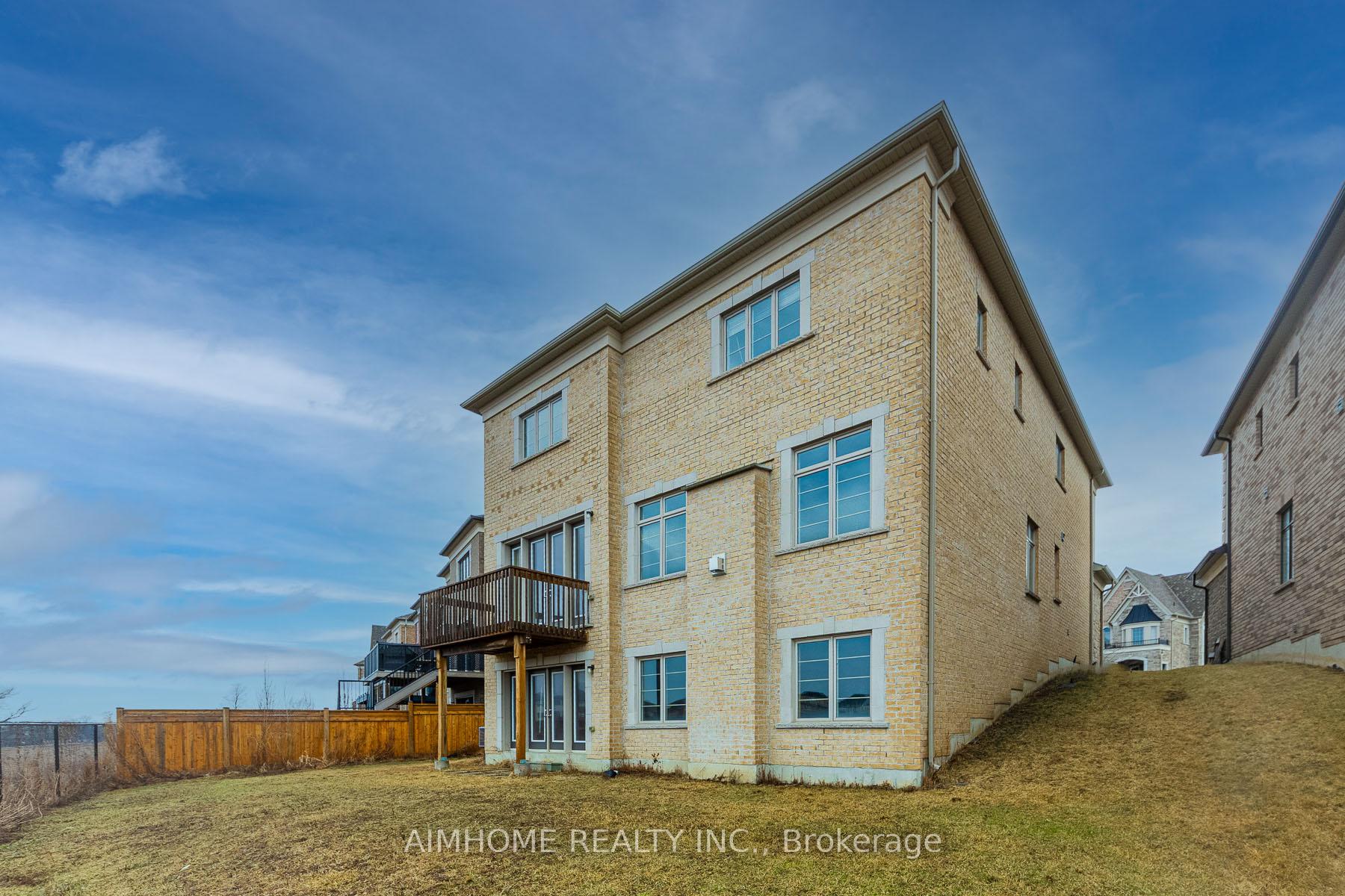 Photo 36 of 48 Hamster Crescent, Aurora, Bayview Northeast — HOMEH