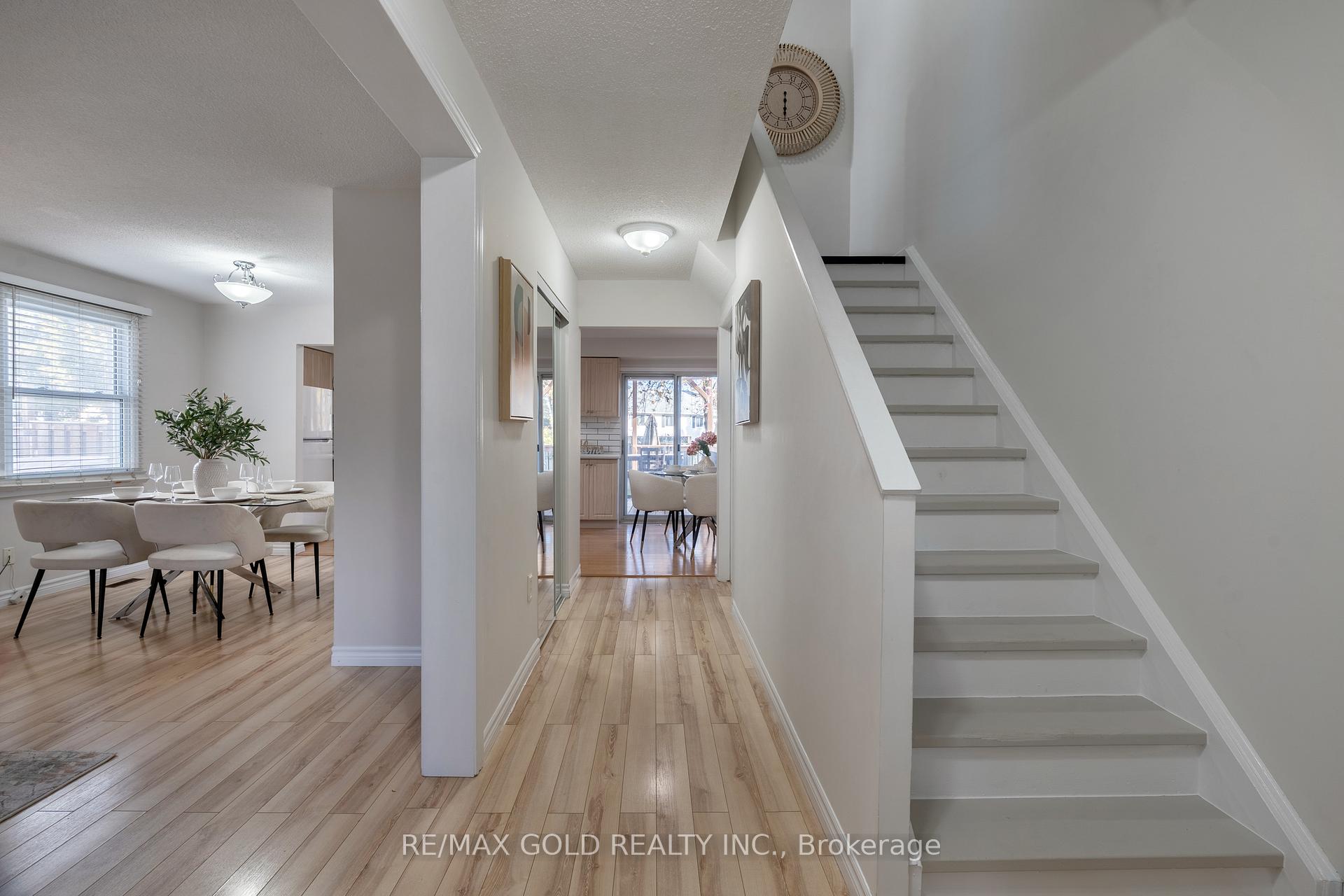 Photo 3 of 36 Guthrie Crescent, Whitby, Lynde Creek — HOMEH