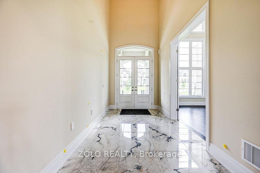 Photo 3 of 59 Enclave Court, Vaughan, Kleinburg — HOMEH