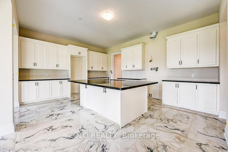 Photo 10 of 59 Enclave Court, Vaughan, Kleinburg — HOMEH