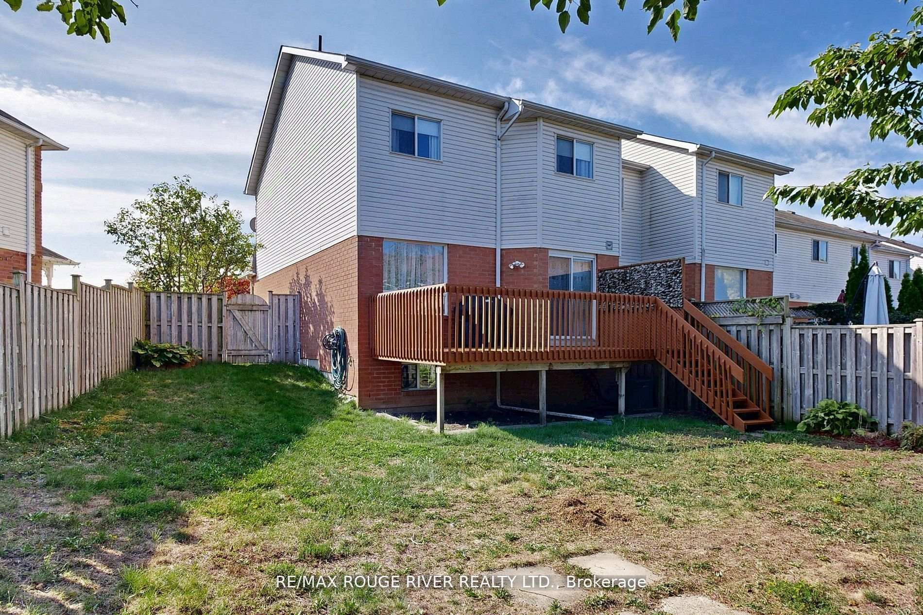 Photo 34 of 24 Jays Drive, Whitby, Williamsburg — HOMEH
