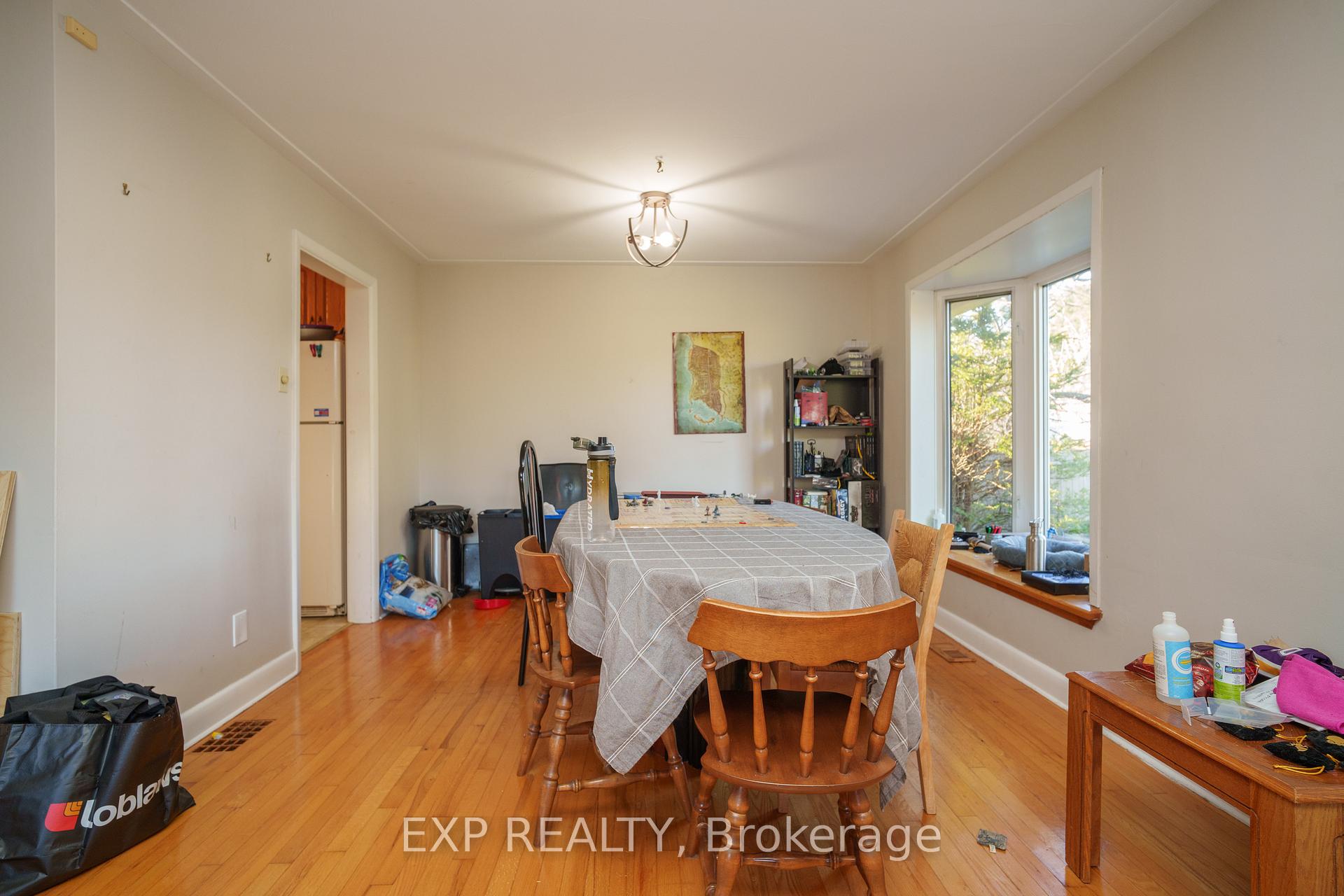 Photo 16 of 1944 Ronald Avenue, Ottawa, Alta Vista/Faircrest Heights — HOMEH