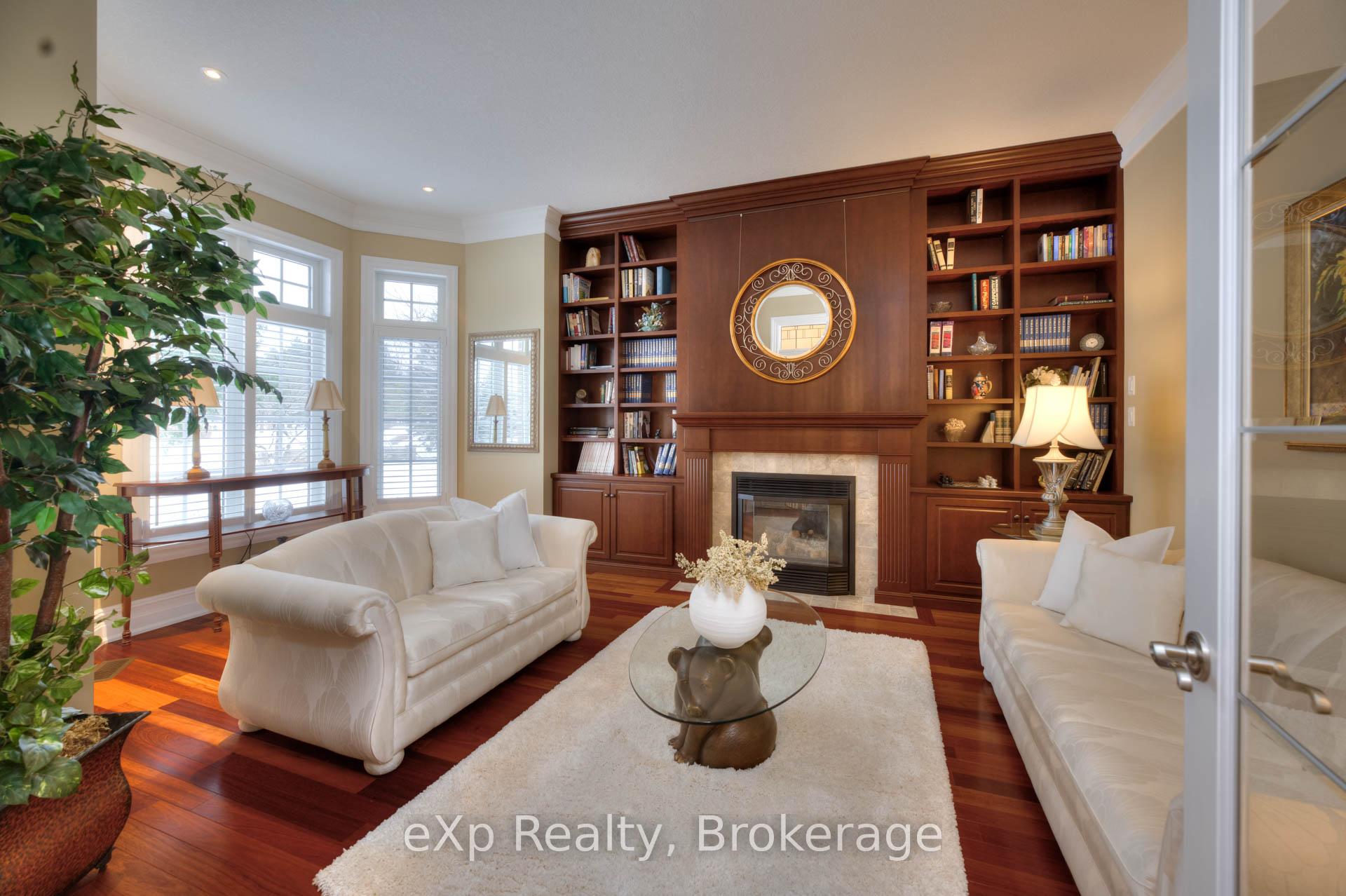 Photo 10 of 372 River Oak Place, Waterloo — HOMEH