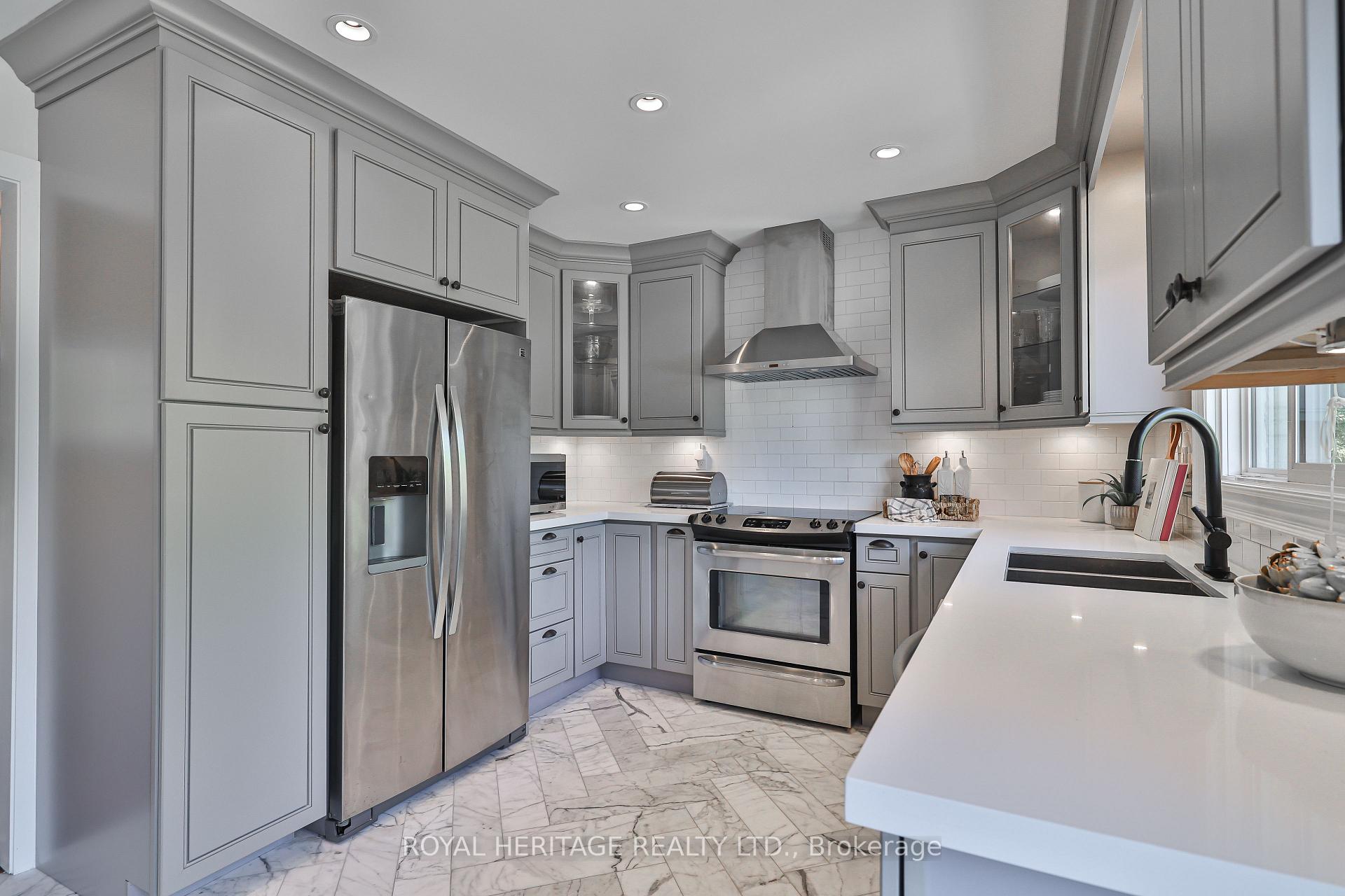 Photo 17 of 532 Powell Road, Whitby, Blue Grass Meadows — HOMEH
