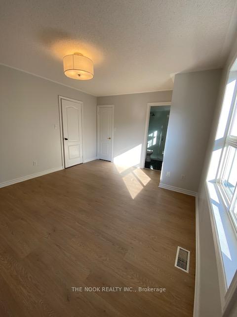 Photo 8 of 107 Charest Place, Whitby, Brooklin — HOMEH