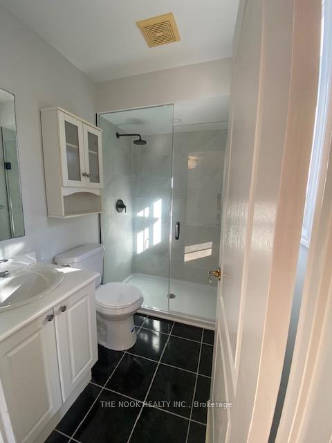 Photo 10 of 107 Charest Place, Whitby, Brooklin — HOMEH