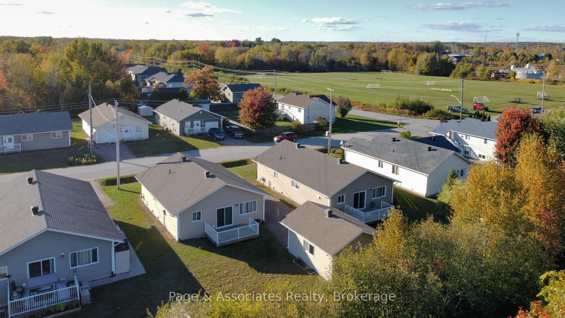 Photo 2 of 426 Demers Street, West Nipissing, Sturgeon Falls — HOMEH