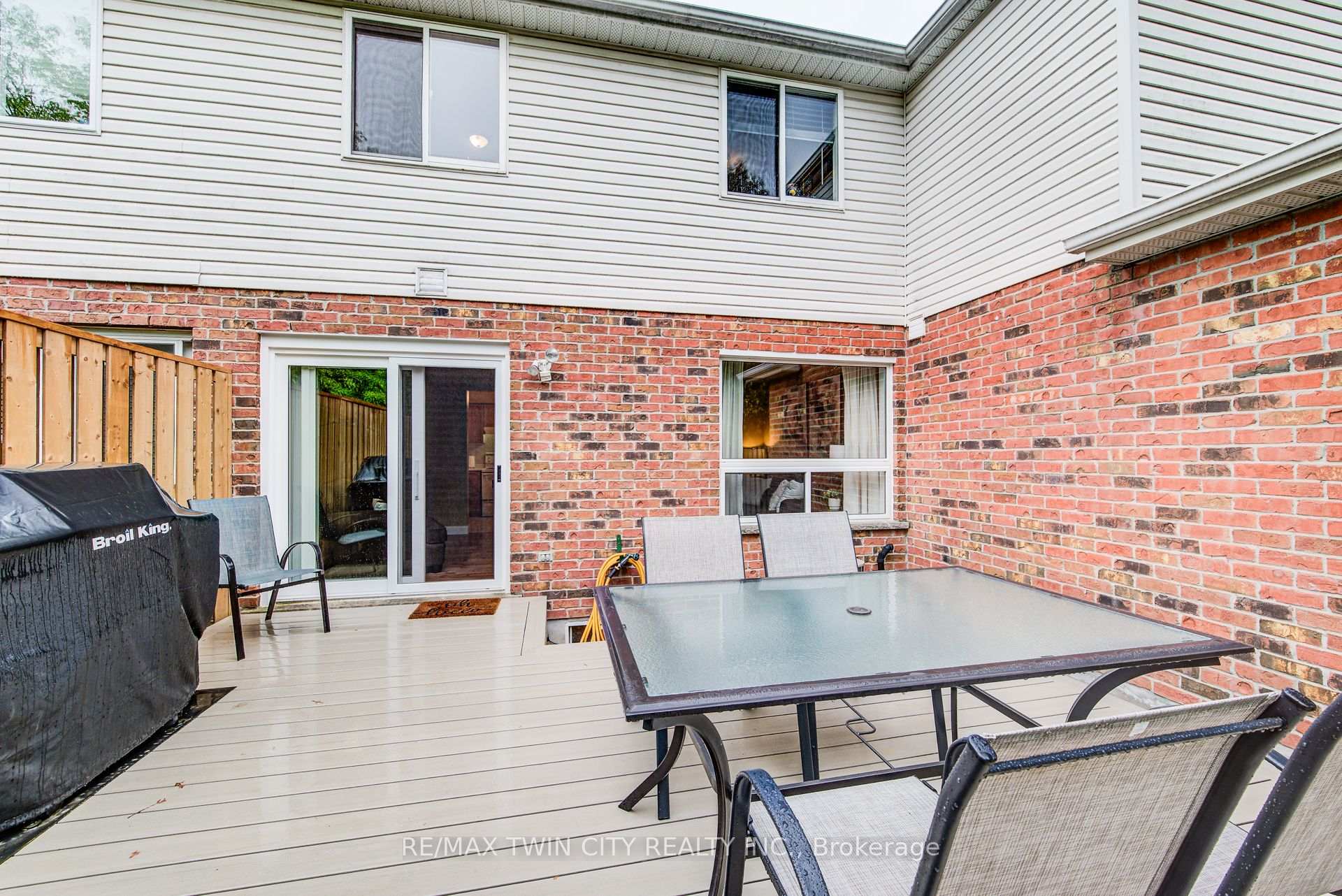 Photo 42 of 454 Annapolis Court, Waterloo — HOMEH