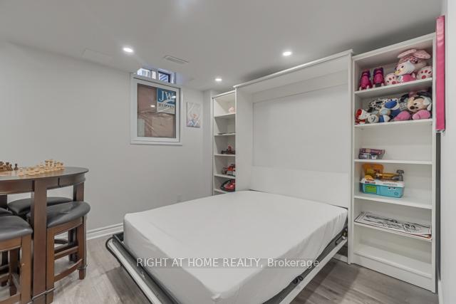 Photo 12 of 12 Laskin Drive, Vaughan, Patterson — HOMEH
