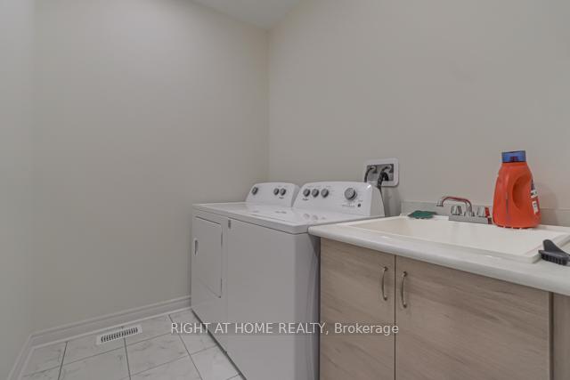 Photo 20 of 12 Laskin Drive, Vaughan, Patterson — HOMEH