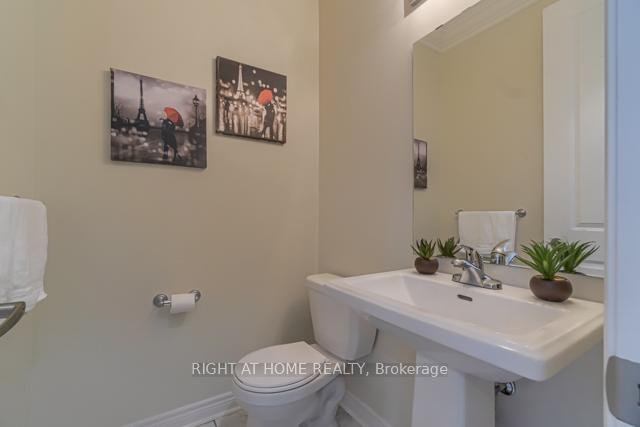 Photo 33 of 12 Laskin Drive, Vaughan, Patterson — HOMEH