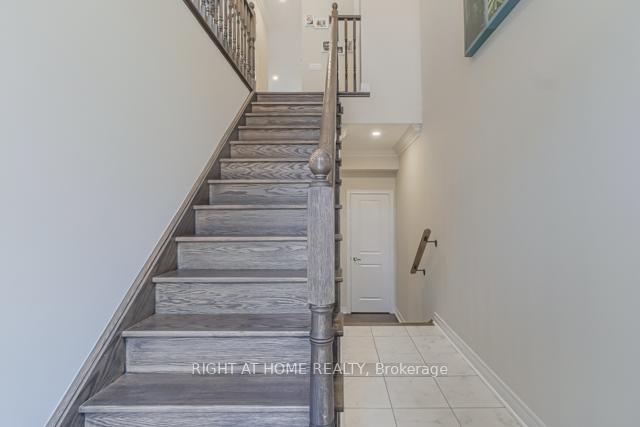Photo 47 of 12 Laskin Drive, Vaughan, Patterson — HOMEH