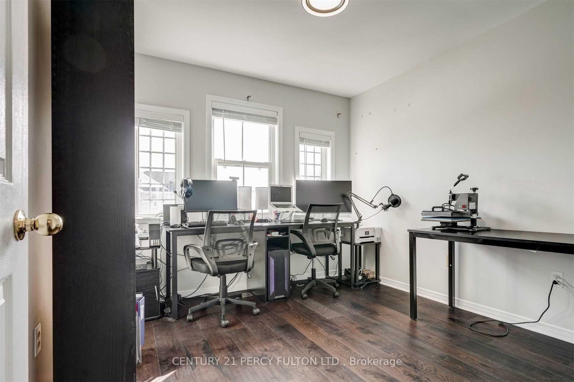 Photo 22 of 123 Brownridge Place, Whitby, Williamsburg — HOMEH