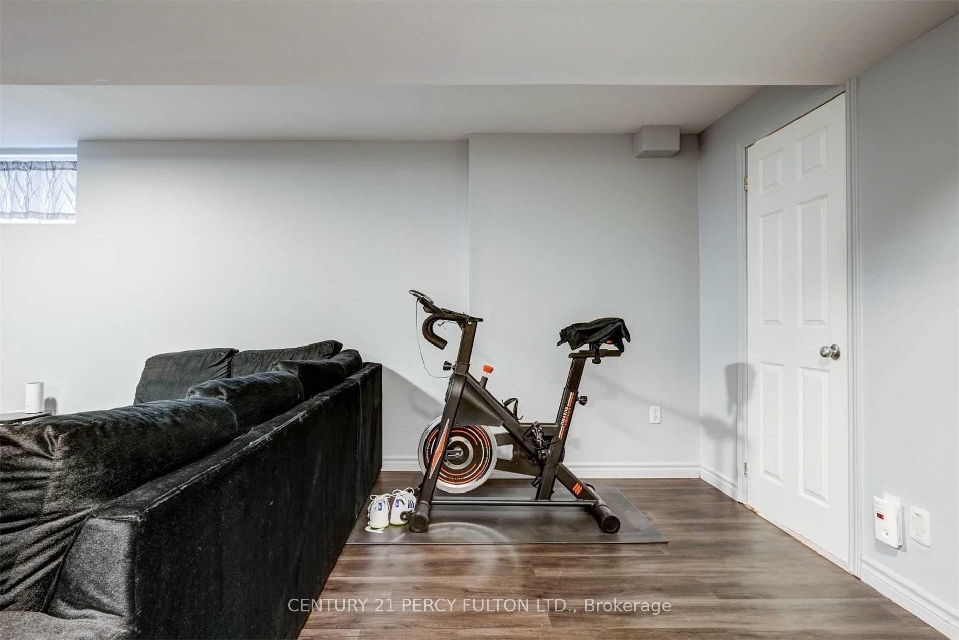 Photo 26 of 123 Brownridge Place, Whitby, Williamsburg — HOMEH