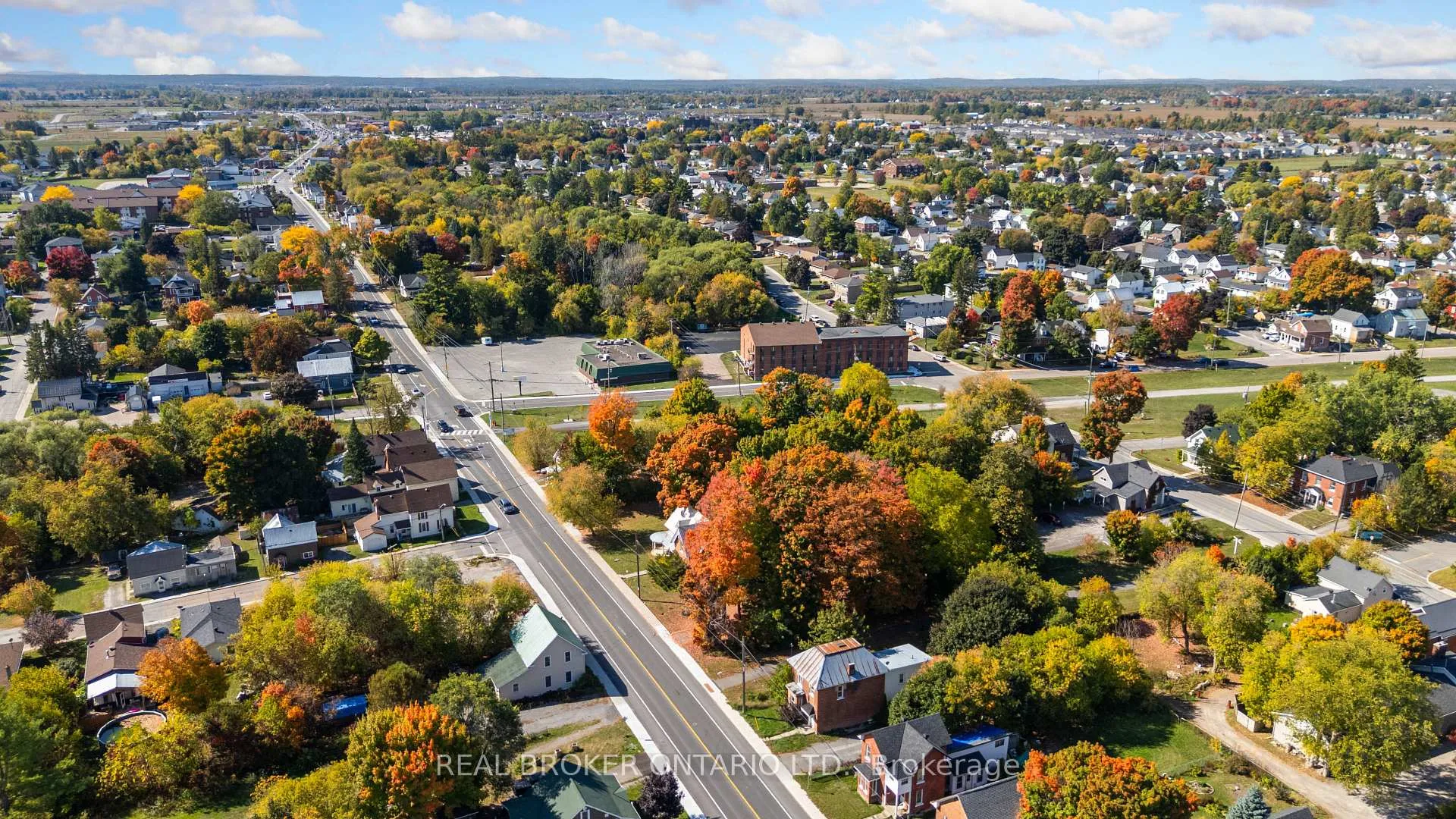 Photo 41 of 42 Daniel Street N, Arnprior — HOMEH