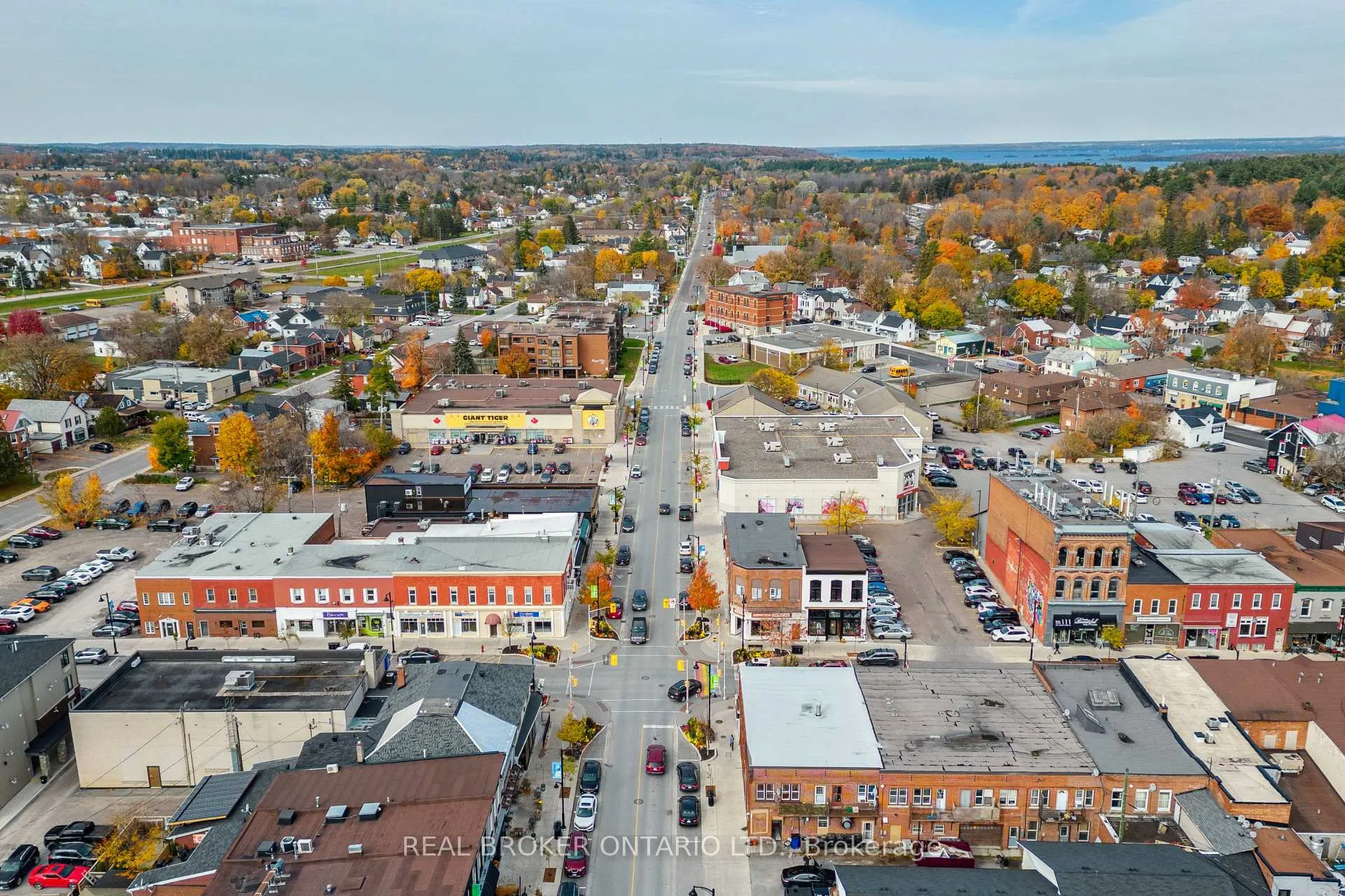 Photo 49 of 42 Daniel Street N, Arnprior — HOMEH