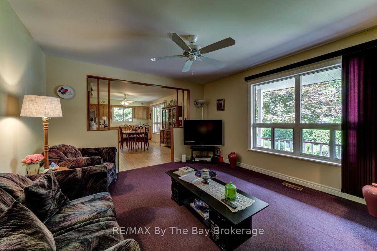 Photo 13 of 58 29th Street N, Wasaga Beach — HOMEH