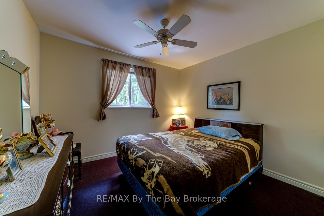 Photo 14 of 58 29th Street N, Wasaga Beach — HOMEH