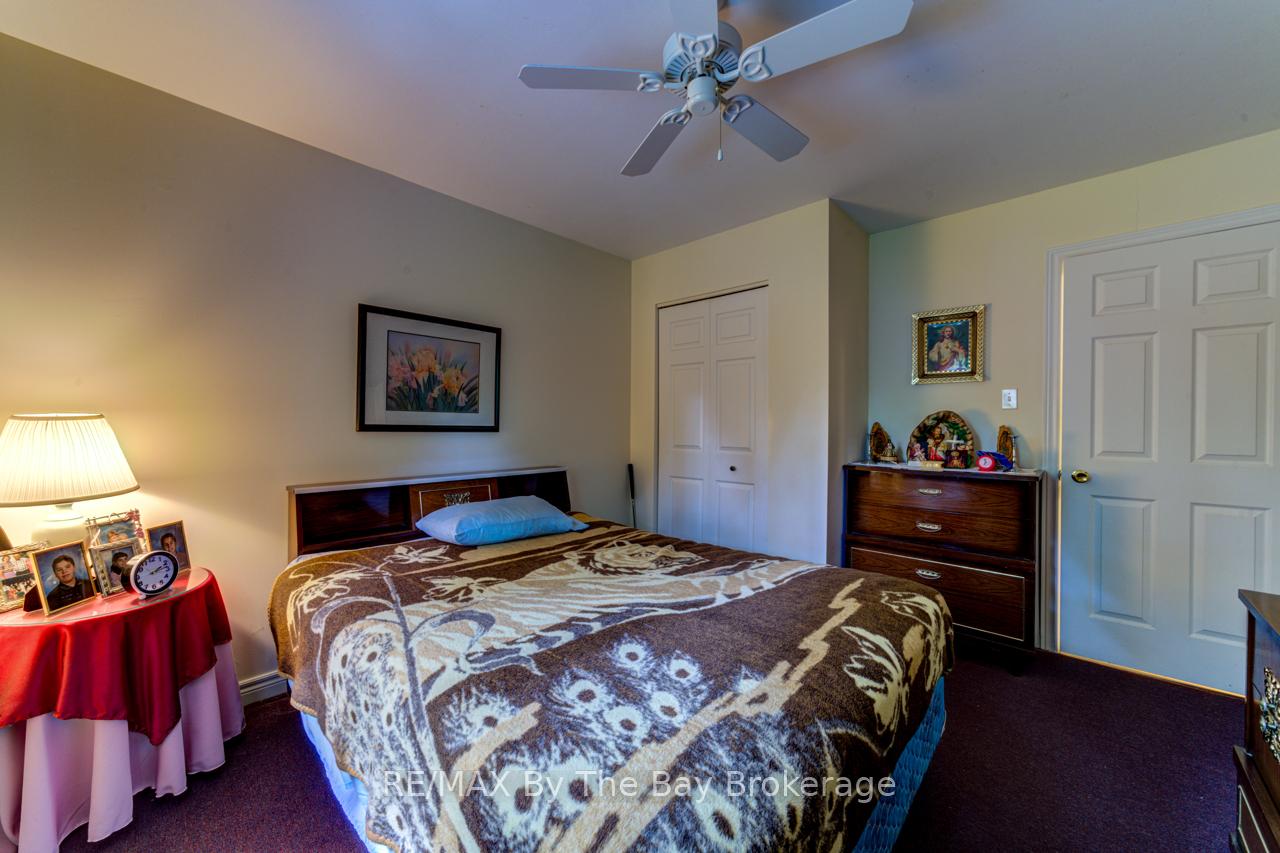 Photo 15 of 58 29th Street N, Wasaga Beach — HOMEH