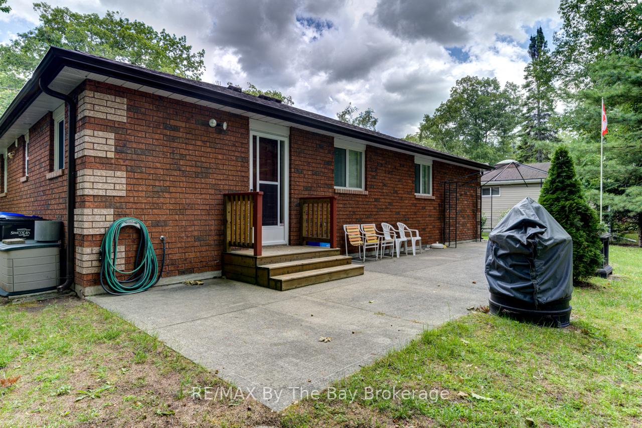 Photo 25 of 58 29th Street N, Wasaga Beach — HOMEH