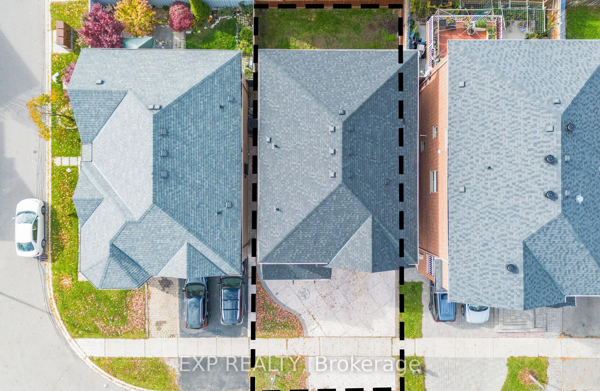 Photo 2 of 488 John Deisman Boulevard, Vaughan, Vellore Village — HOMEH