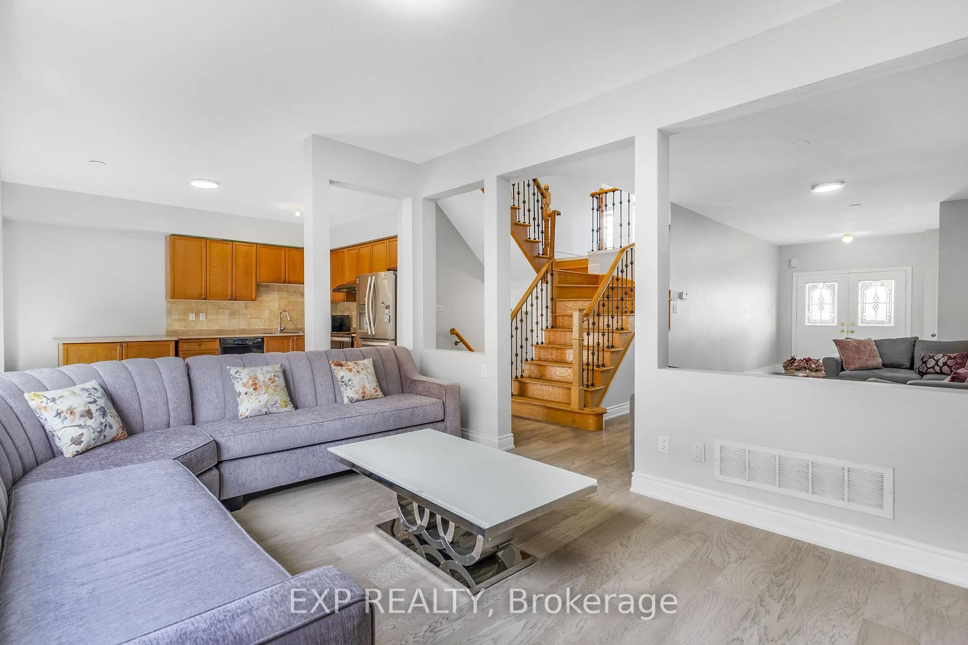 Photo 10 of 488 John Deisman Boulevard, Vaughan, Vellore Village — HOMEH
