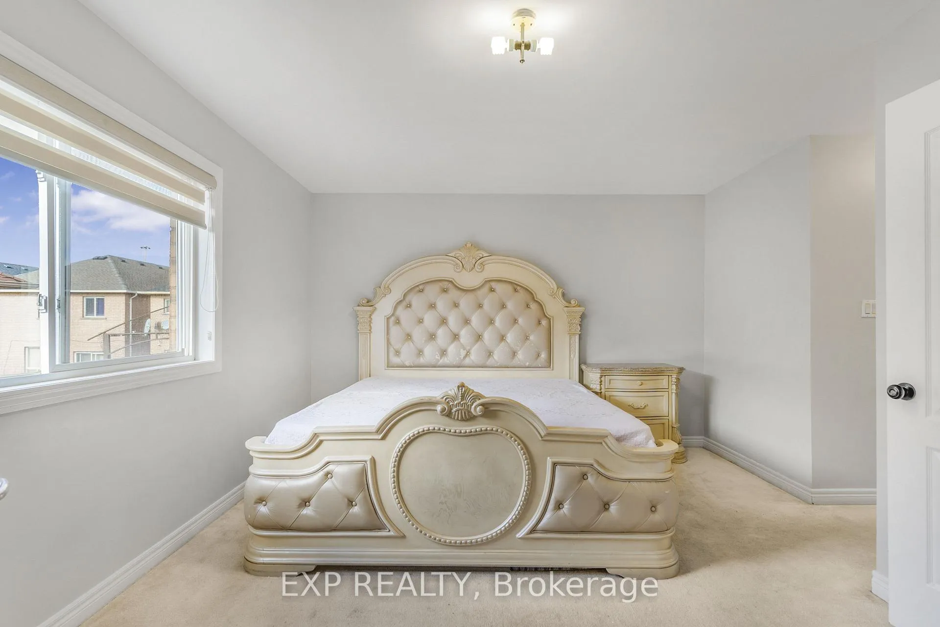 Photo 17 of 488 John Deisman Boulevard, Vaughan, Vellore Village — HOMEH