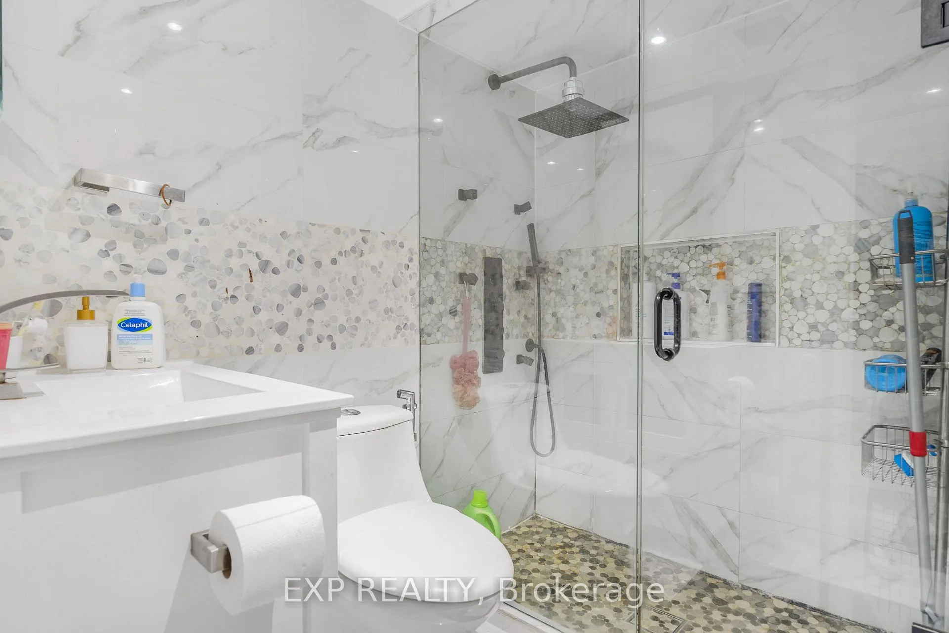 Photo 32 of 488 John Deisman Boulevard, Vaughan, Vellore Village — HOMEH