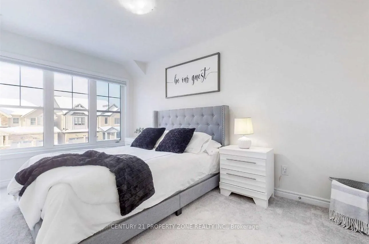 Photo 13 of 31 Sutcliffe Drive, Whitby, Rolling Acres — HOMEH