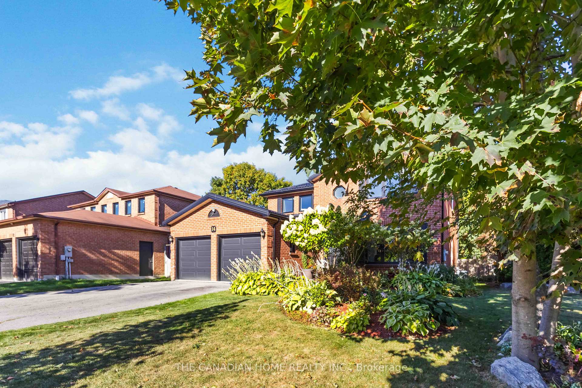 Photo 3 of 14 Fallingbrook Street, Whitby, Pringle Creek — HOMEH