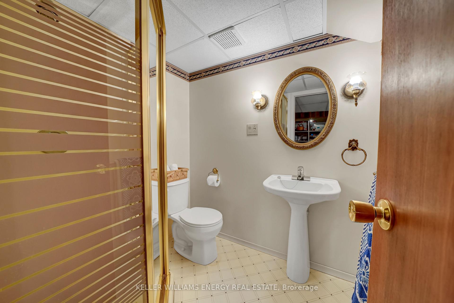 Photo 34 of 15 Southwood Crescent, Belleville, Belleville Ward — HOMEH