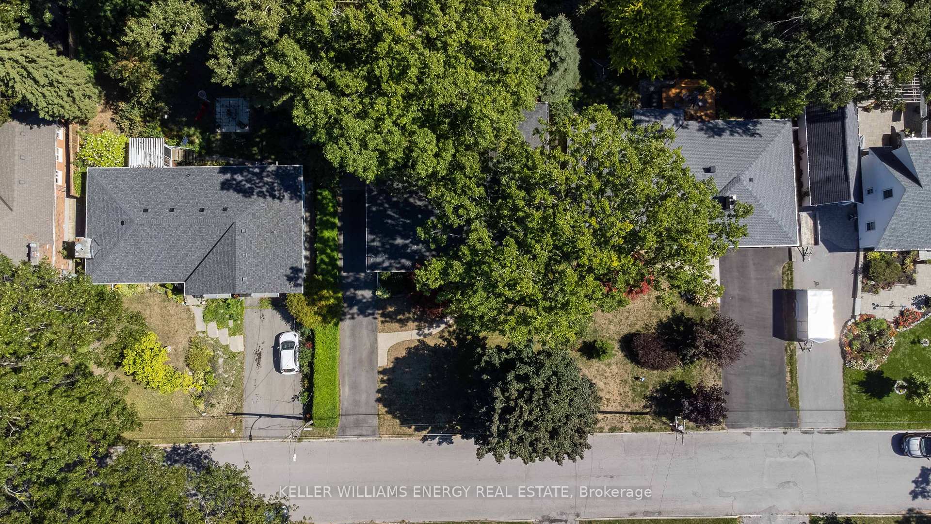 Photo 43 of 15 Southwood Crescent, Belleville, Belleville Ward — HOMEH