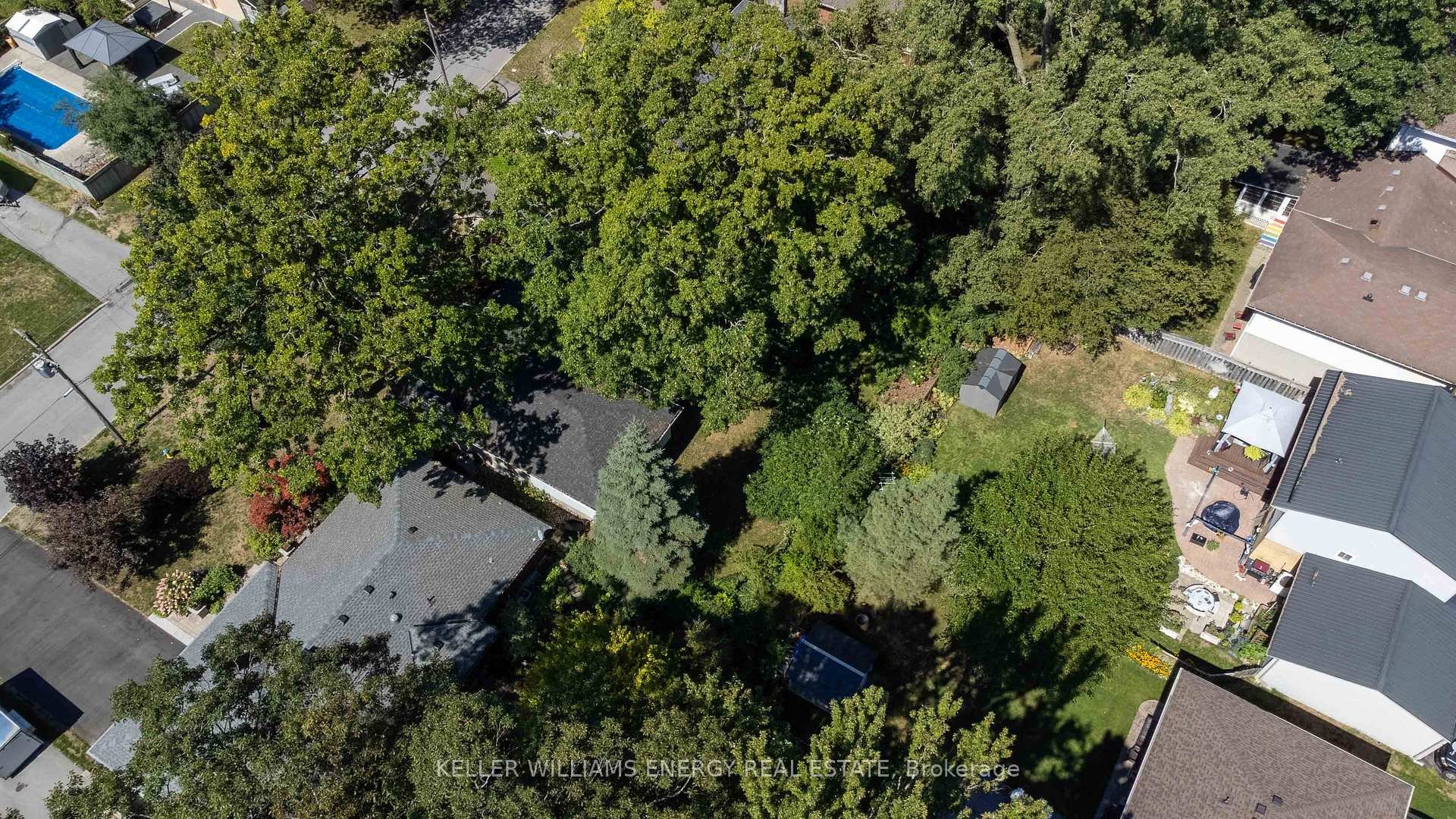 Photo 45 of 15 Southwood Crescent, Belleville, Belleville Ward — HOMEH